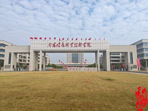 持续做好售后服务 扎实开展设备维护——我厂工程师再赴南昌健康职院上门服务